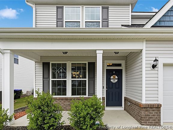 2nd image of 256 Kensington Dr