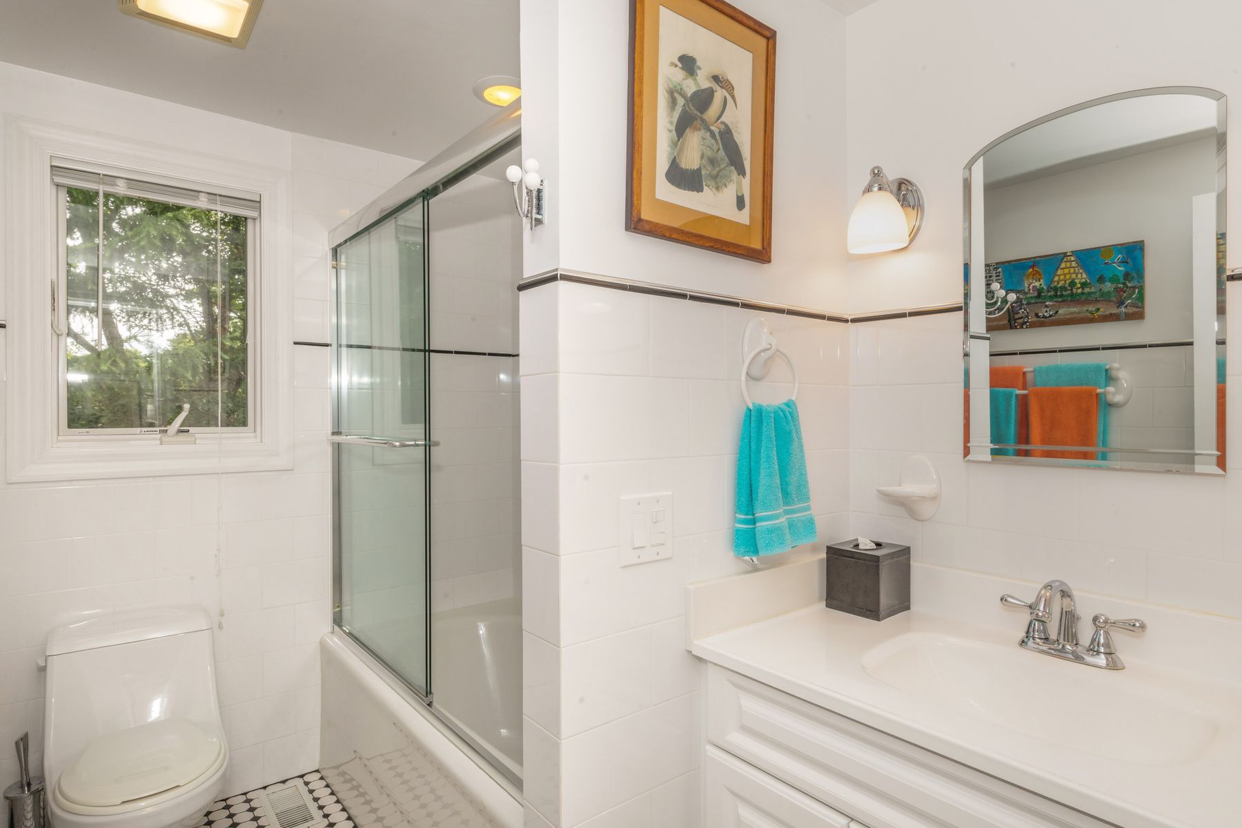 37 Wainscott Rd, Wainscott, NY 11975 Out East