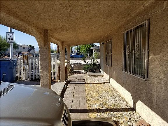 5th image of 1140 Palm St