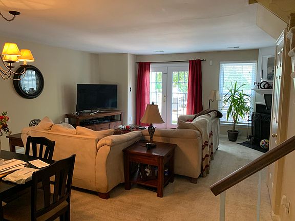 3rd image of 7464 Towchester Ct