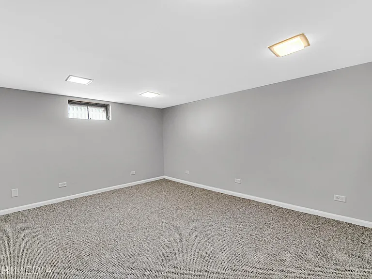 6661 Glenview Dr — Photo 18