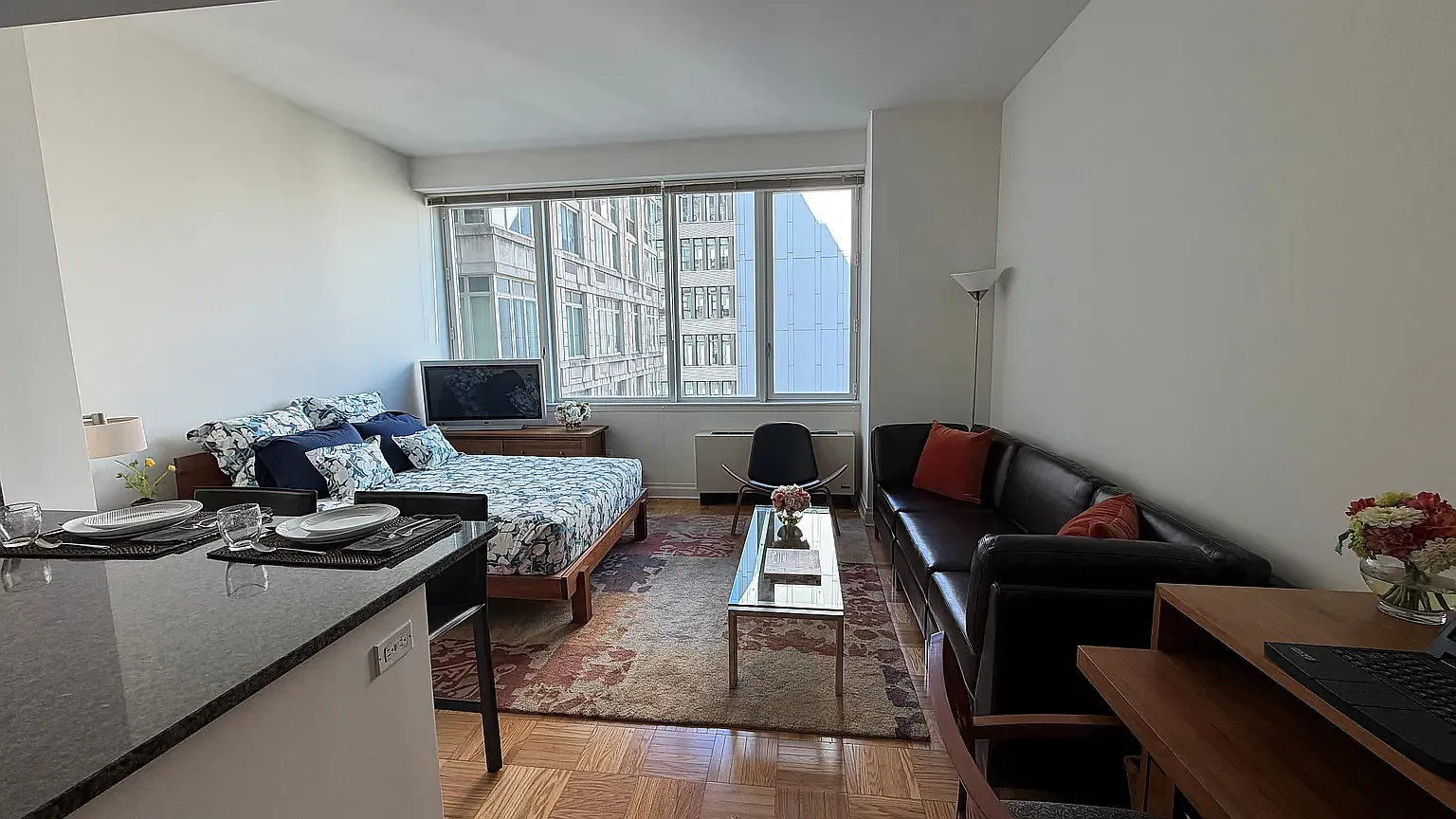1510 Lexington Ave — Photo 1