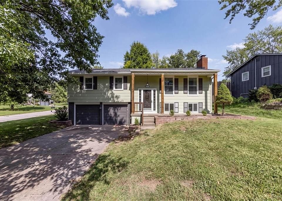 1st image of 6739 NW Hilldale Dr