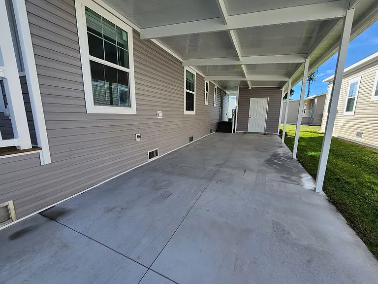521 Eland Dr #521 — Photo 5