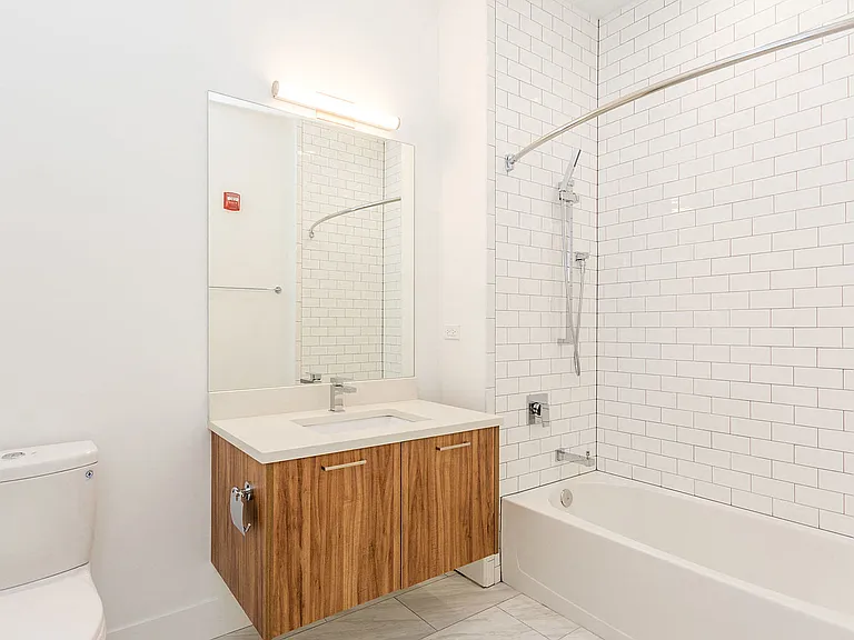 HIGHPOINT Wilmette — Photo 15