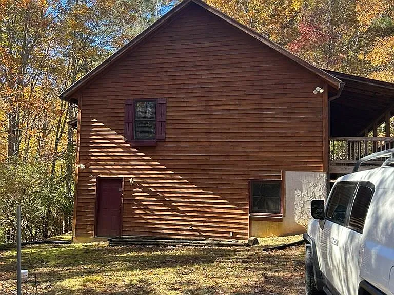233 Wildwind Ln — Photo 5
