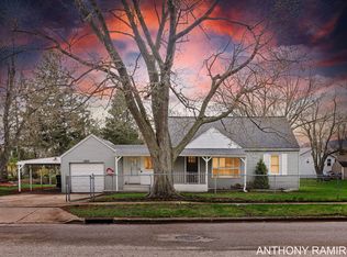 1820 34th St SW, Wyoming, MI 49519