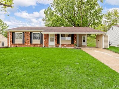12007 Charleston Dr, Maryland Heights, MO, 63043