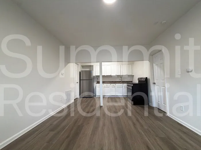 327 Laclede St #B — Photo 2