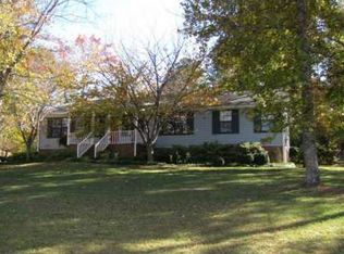 8420 Sundridge Dr, Fairburn, GA 30213