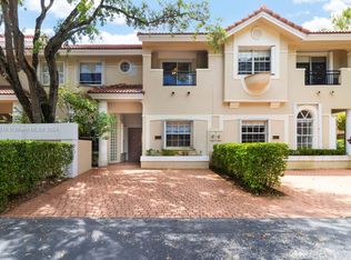 6852 SW 89th Ter, Pinecrest, FL 33156