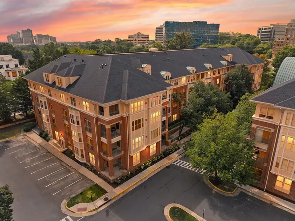1855 Stratford Park Pl APT 107, Reston, VA 20190