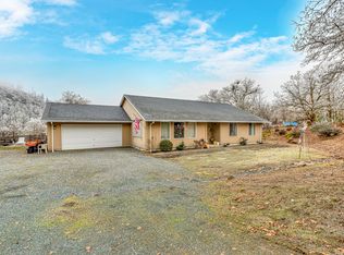 793 Jumpoff Joe Creek Rd, Grants Pass, OR 97526