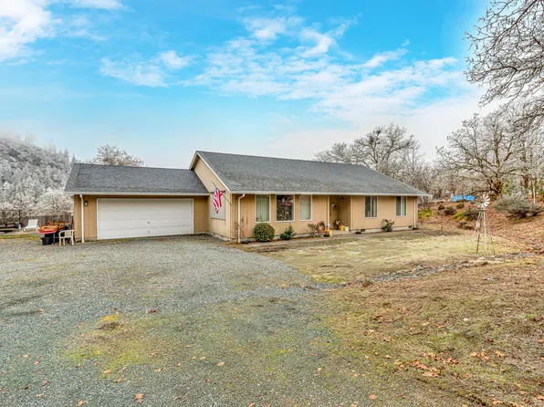 793 Jumpoff Joe Creek Rd, Grants Pass, OR 97526