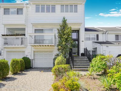 24 Hampton Grn, Staten Island, NY, 10312