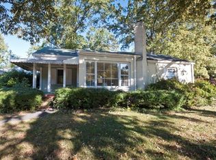 2504 Pineview Dr, Decatur, GA 30030