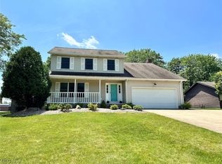 1202 Sprucedale Rd, Broadview Heights, OH 44147