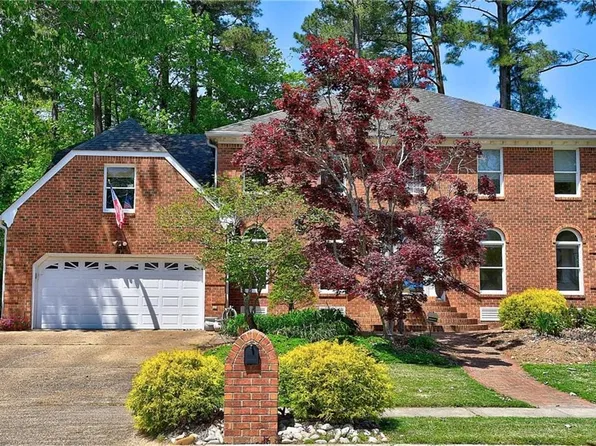 622 San Pedro Dr, Chesapeake, VA 23322