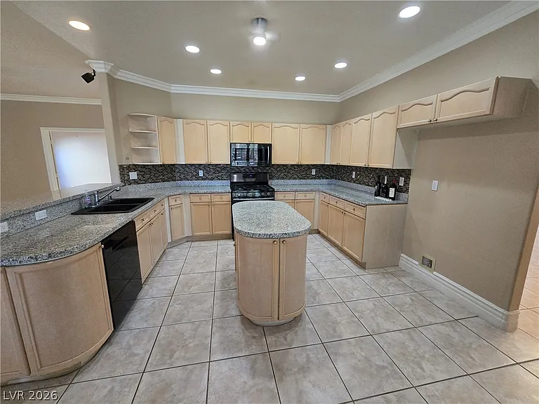 8839 La Manga Ave — Photo 15