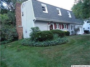 27 Tralee Rd, Hazlet, NJ 07730