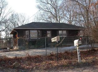 50 Park Ln, Medford, NY 11763