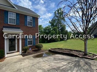 6016 Osprey Cove Dr, Raleigh, NC 27604