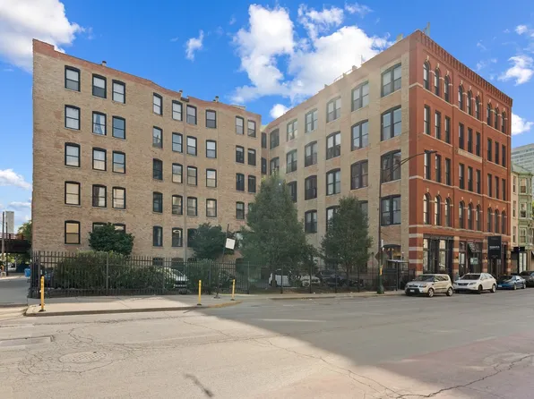 525 N Halsted St Unit 215, Chicago, IL 60642