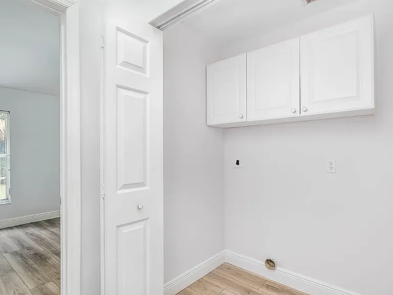 1298 Malabar Rd SW — Photo 14