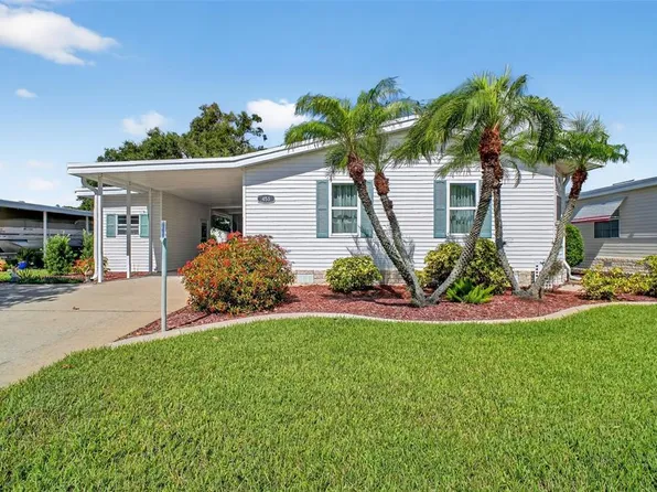 458 Saint Johns Rd, Tavares, FL 32778