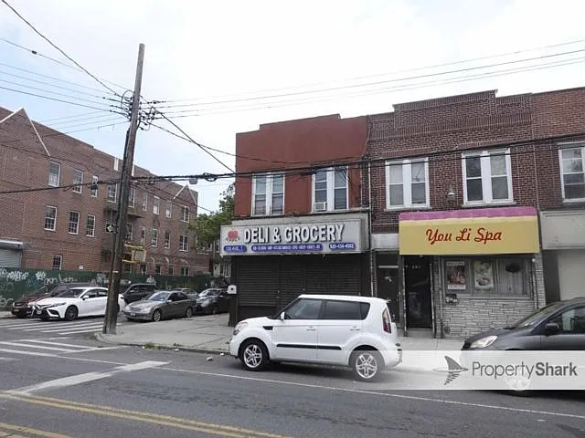 120 Avenue T — Photo 1
