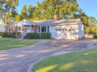 3450 S Delaware Ave, Tulsa, OK 74105