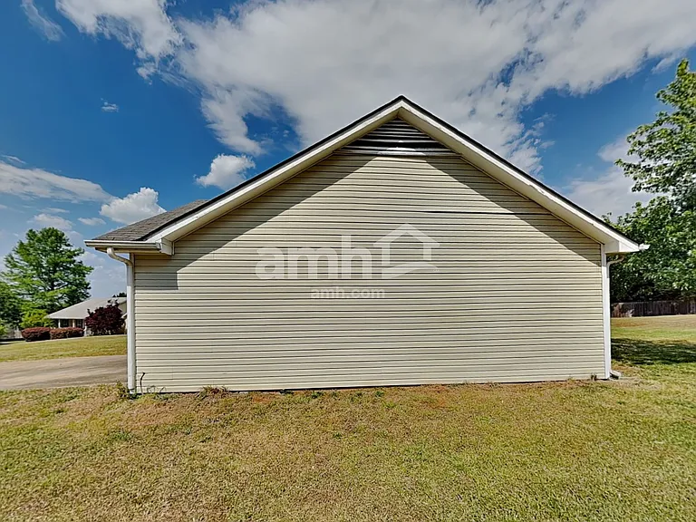 1222 Cabots Ln — Photo 14