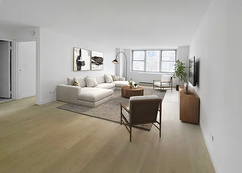154 E 29th St #1302 Photo 1