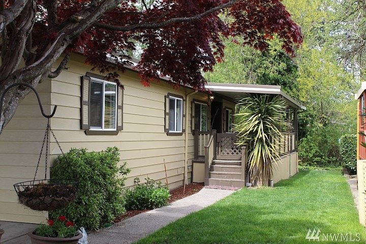 1st image of 3611 I St NE Unit 289