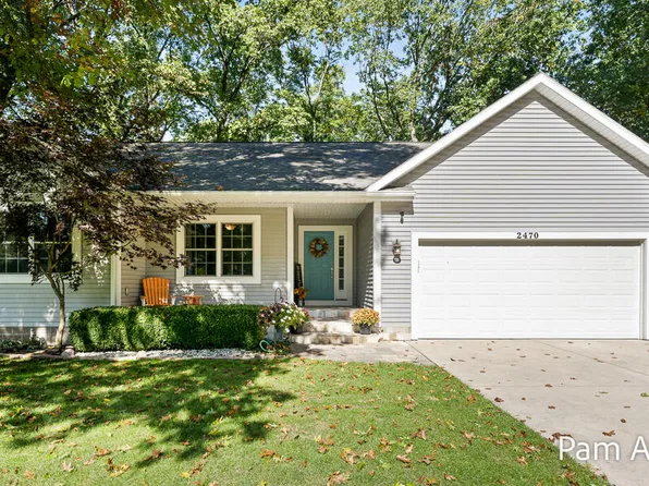 2470 Hiawatha Trl, Muskegon, MI 49445
