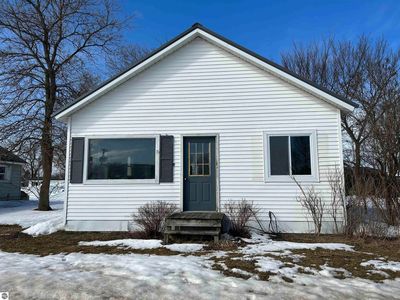 9754 N Front St, Mancelona, MI, 49659