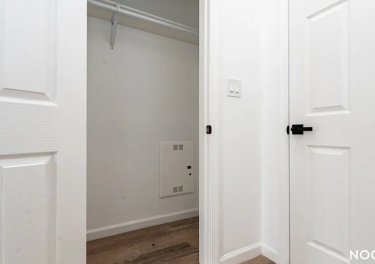 815 Willoughby Ave #1C — Photo 17