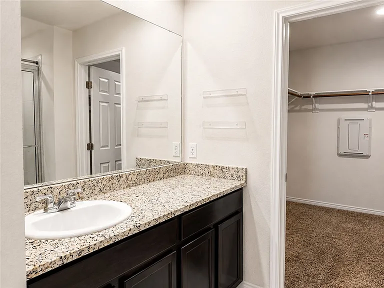 2301 Sky Crest Dr — Photo 16