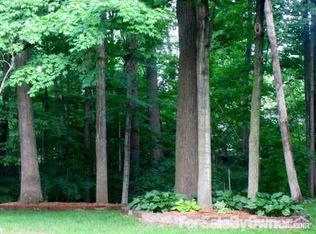 9518 Saratoga Rd, Fort Wayne, IN 46804