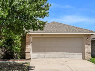 4736 Cedar Springs Dr, Fort Worth, TX 76179