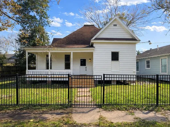 875 N 4th St, Beaumont, TX 77701