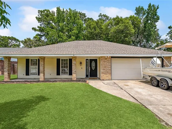 606 Lake Superior Dr, Slidell, LA 70461