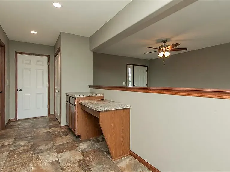 3703 English Glen Ave — Photo 6