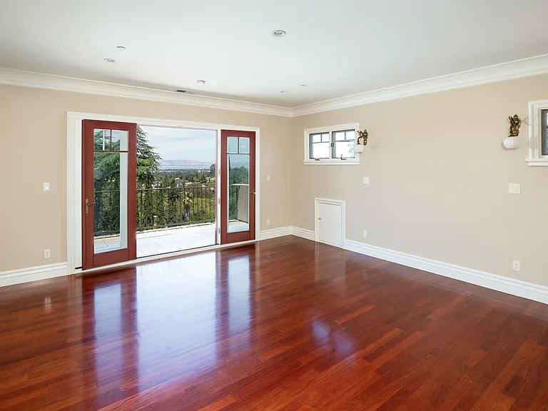 26200 Elena Rd — Photo 14