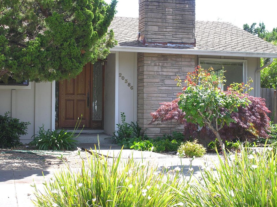 1st image of 20386 Kirkmont Dr