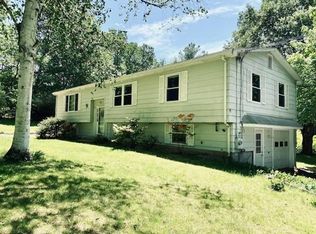 65 Flanagan Hill Rd, Sterling, MA 01564