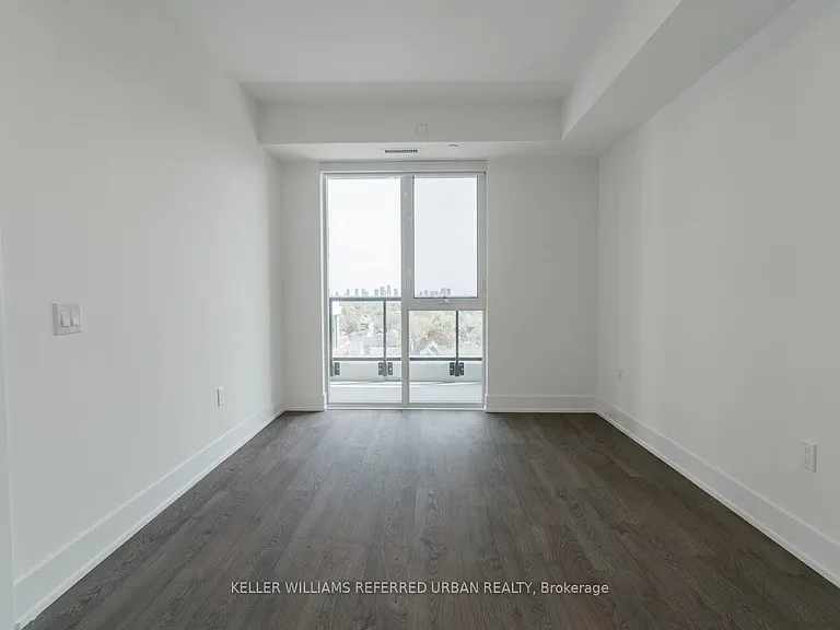 858 Dupont St #702 — Photo 11