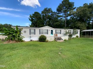 2211 Al Ray Rd, Fayetteville, NC 28312