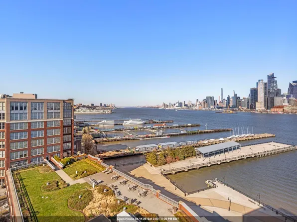 1125 Maxwell Lane image 1 of 45