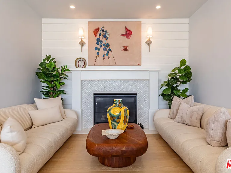 6671 Dume Dr — Photo 22